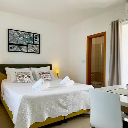 Hvar Sunny Hill 아파트 흐바르