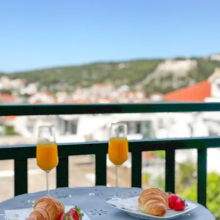 Hvar Sunny Hill